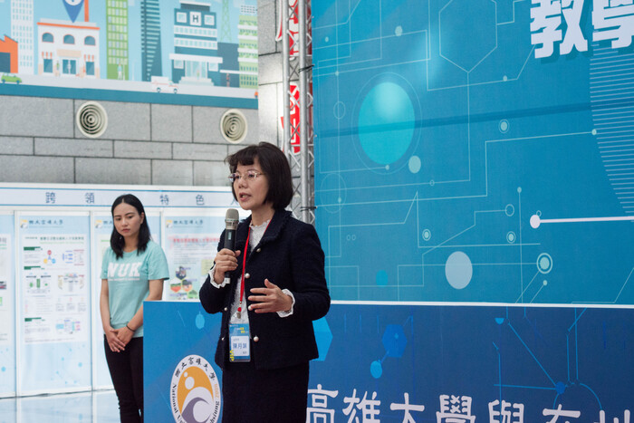 開幕式高雄市政府法制局陳月端局長致詞